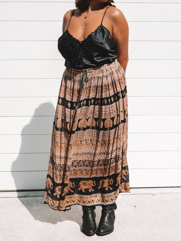 '90S ELEPHANT SOFT AND FLOATY CREPE MAXI SKIRT / L - XL